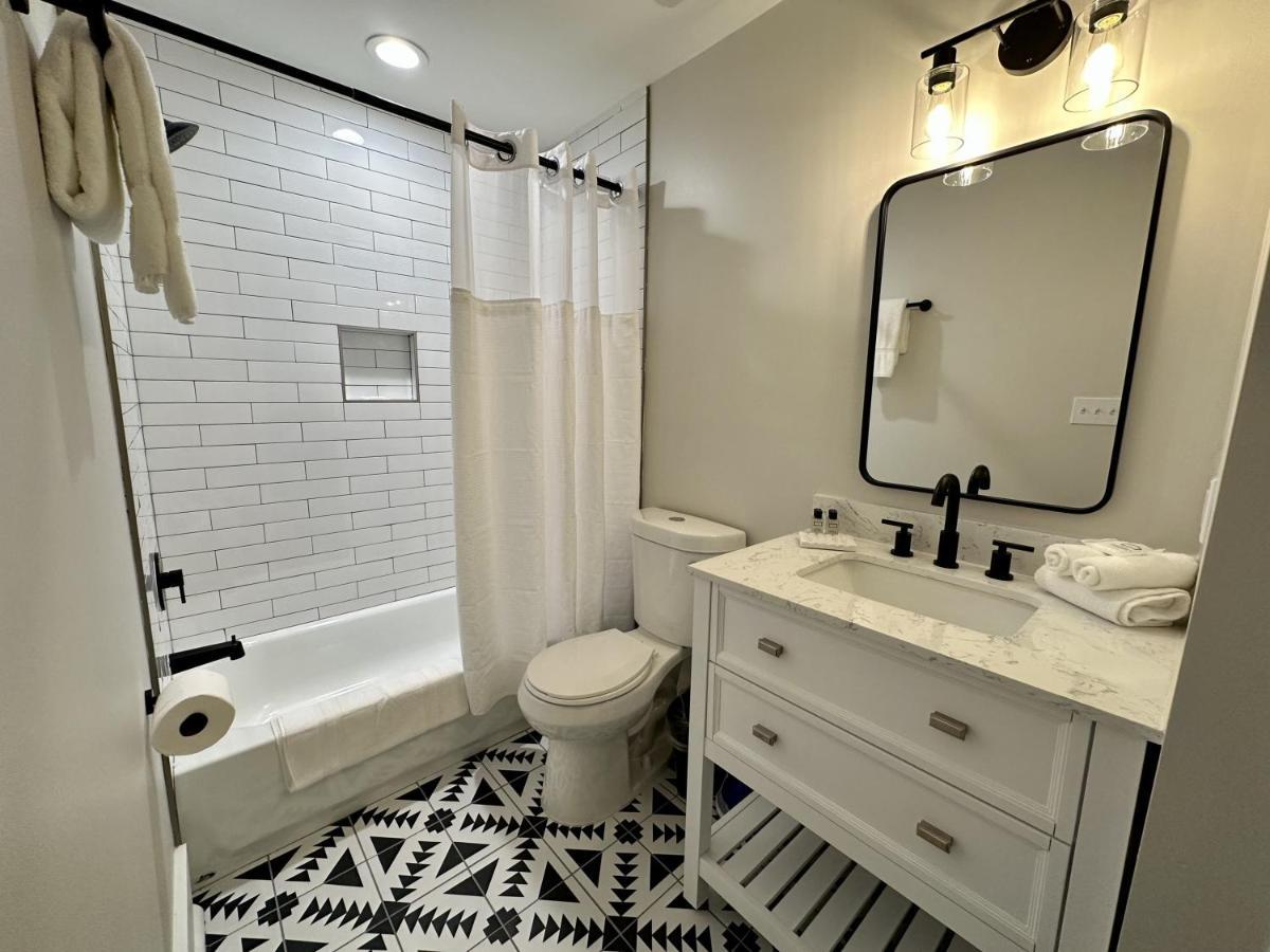 Abode Memphis - Pontotoc Villa Luaran gambar